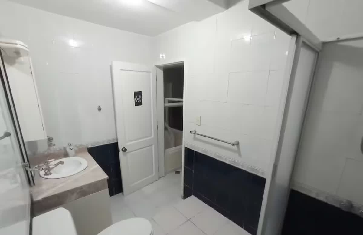 Baño con vestidor